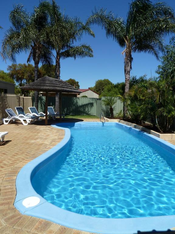 Big4 Bunbury Riverside Holiday Park Eaton Exteriör bild