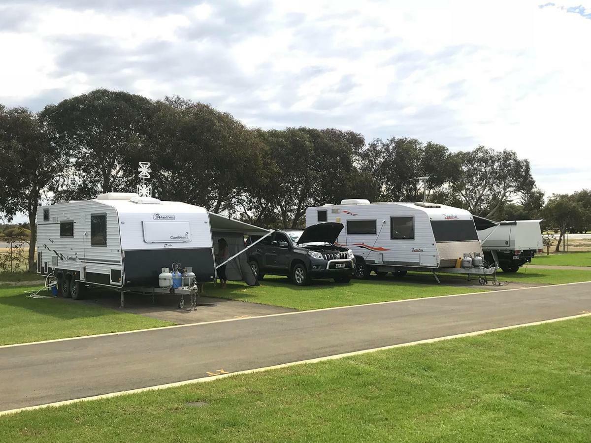 Big4 Bunbury Riverside Holiday Park Eaton Exteriör bild